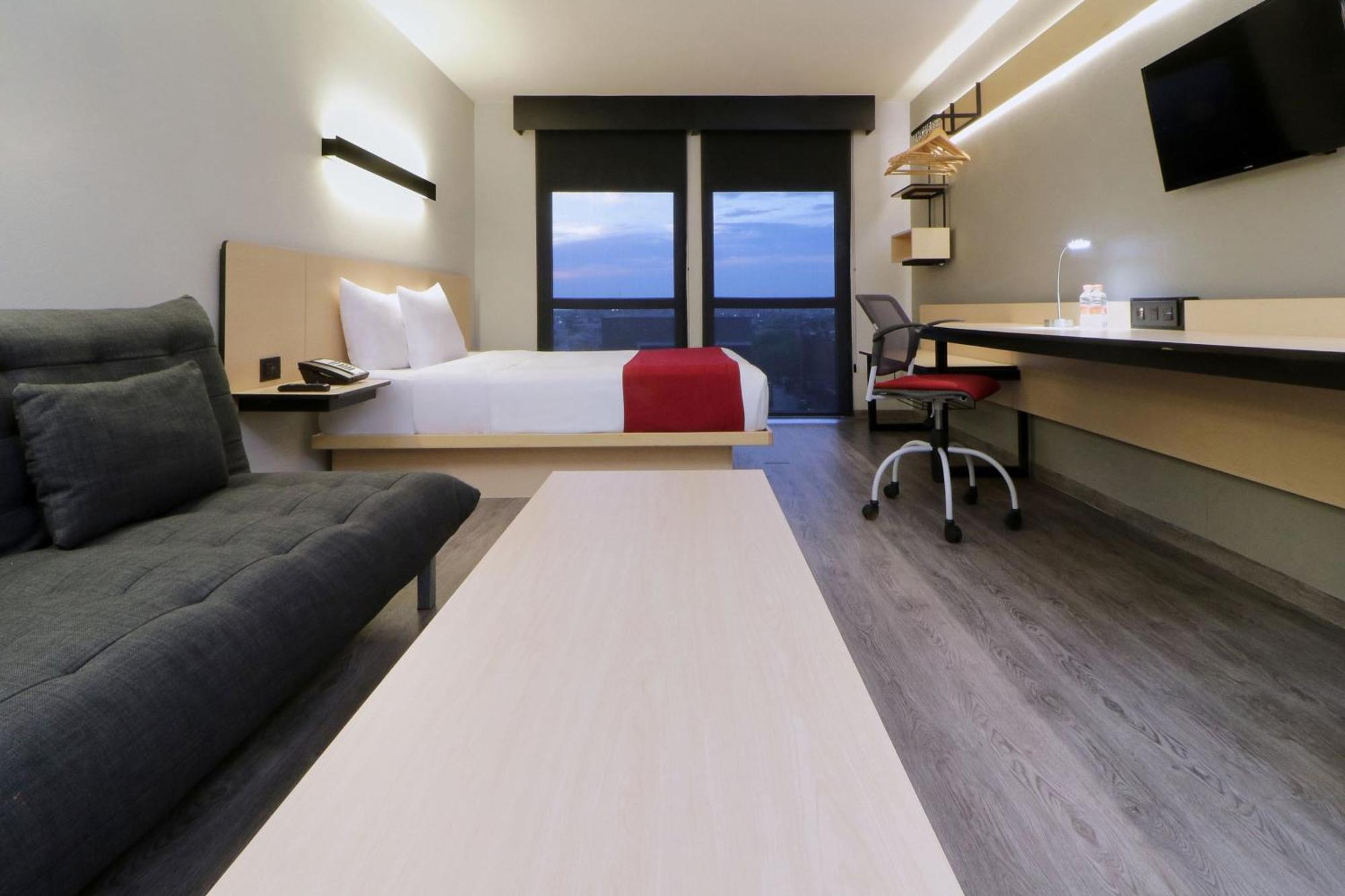 万豪城市快车4*Piedras Negras